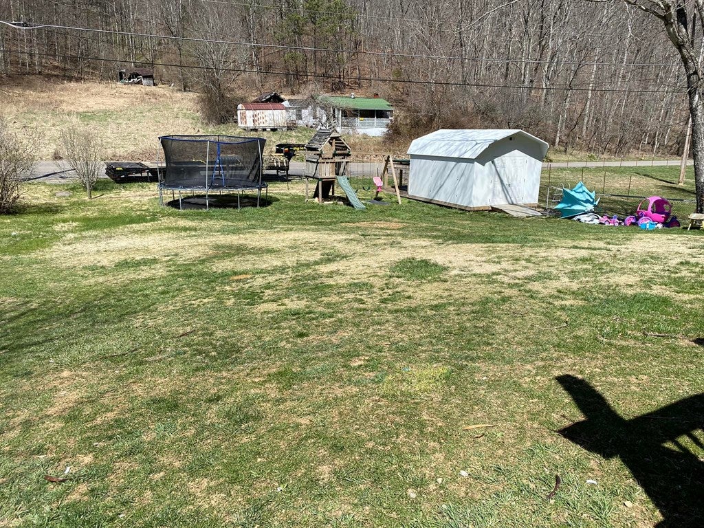 3550 Daw Road Cedar Bluff, VA 24609 - Photo 7 of 41 Gallery Image 7