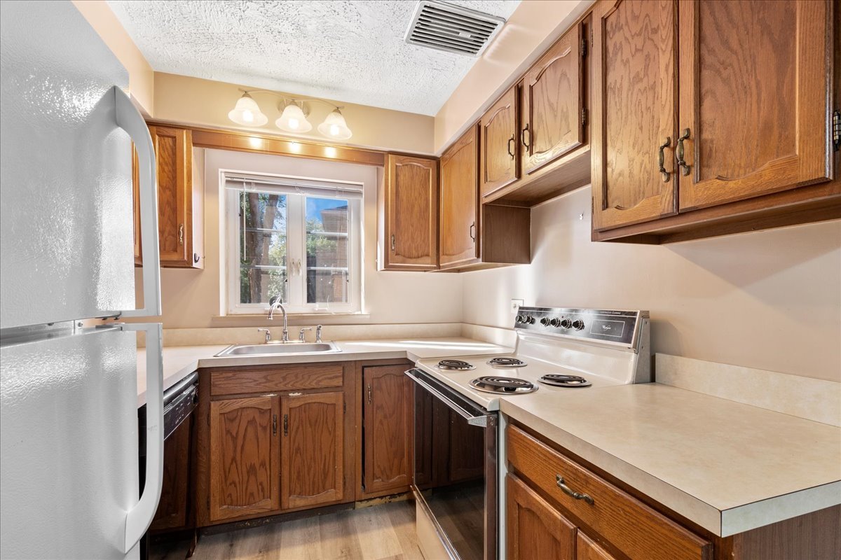 340 Ridge Avenue, Unit 1 Evanston, IL 60202 - Photo 10 of 16