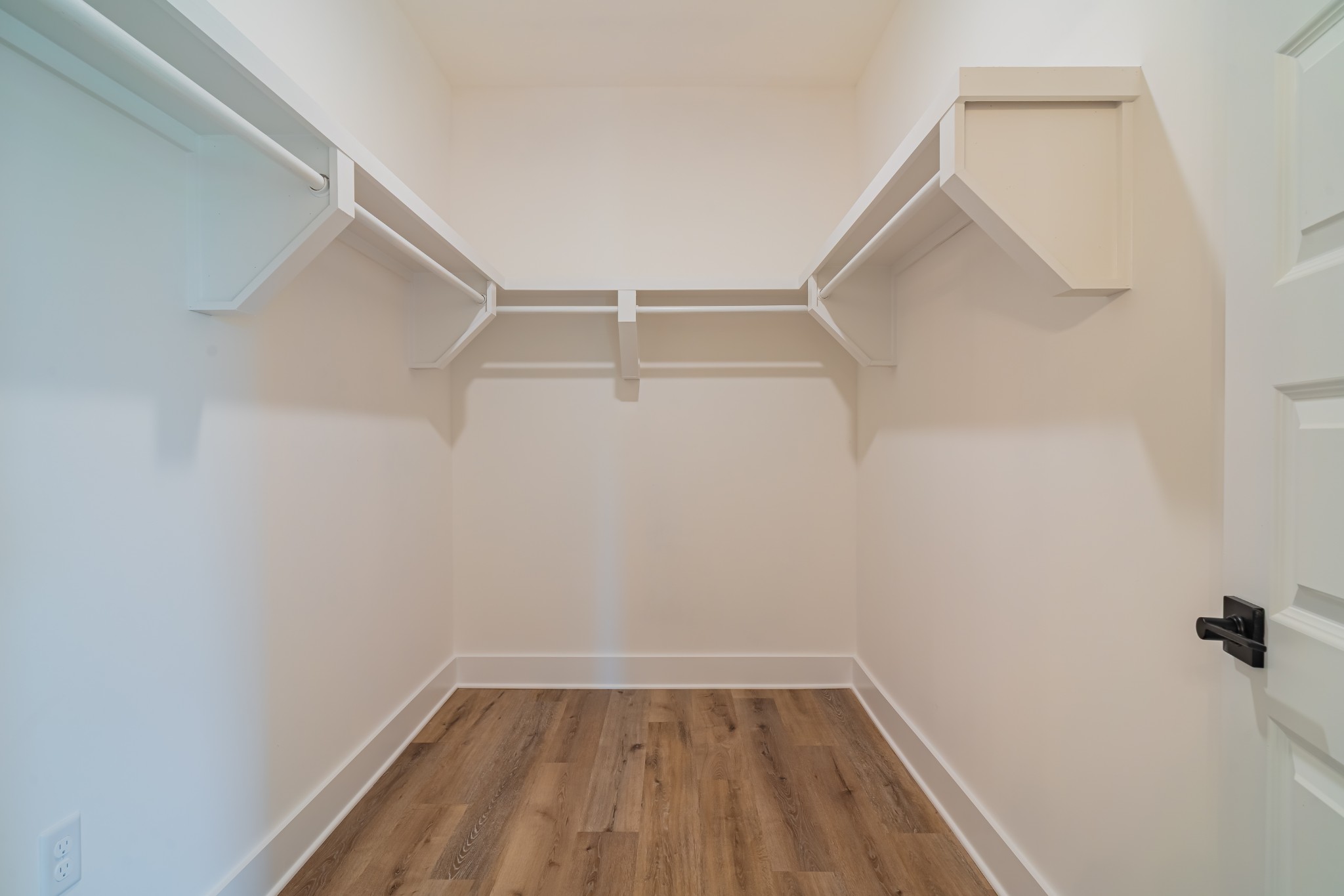 189 Strawberry Ridge Manchester, TN 37355 - Photo 31 of 56 a view of a room with racks on the wall