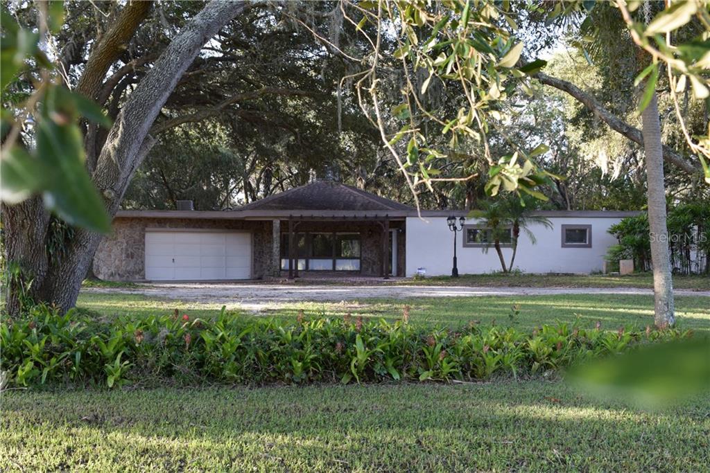 2901 Arrowsmith Road Wimauma, FL 33598 - Photo 1 of 1 Front Exterior