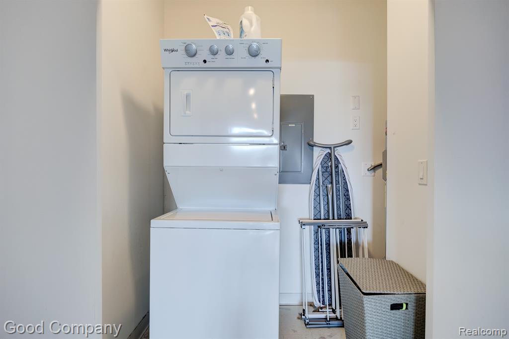 211 East 9 Mile Road, Unit 306 Ferndale, MI 48220 - Photo 39 of 53 Gallery Image 39