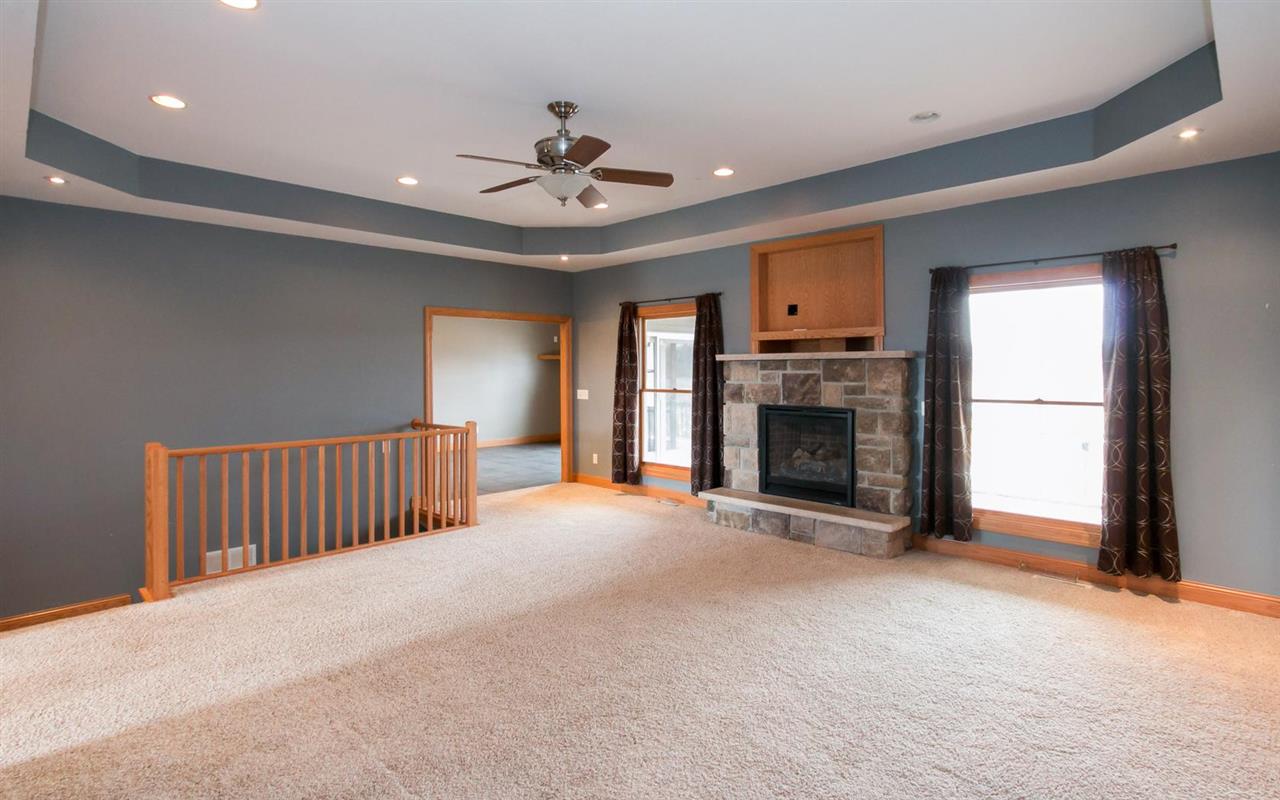 753 Hayes Road Tipton, IA 52772 - Photo 3 of 25 Gallery Image 3