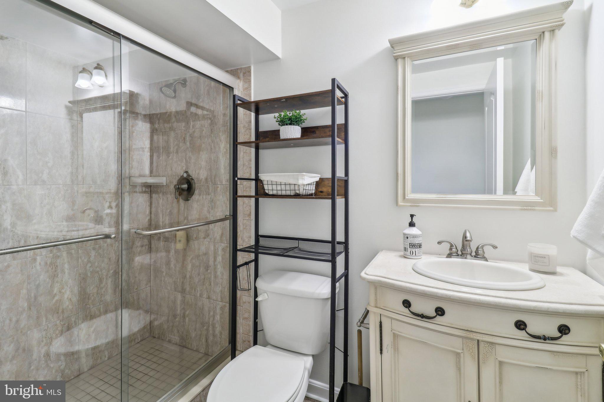 168 Windcliff Road Prince Frederick, MD 20678 - Photo 48 of 81 Basement full bath