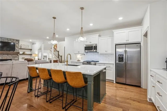 $600,000 | 9004 Northeast 111th Place, Kansas City, MO 64157