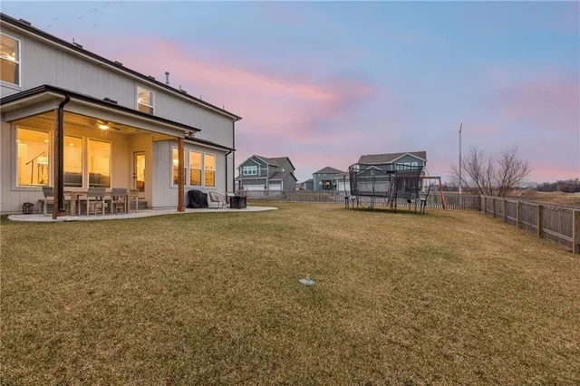 $600,000 | 9004 Northeast 111th Place, Kansas City, MO 64157