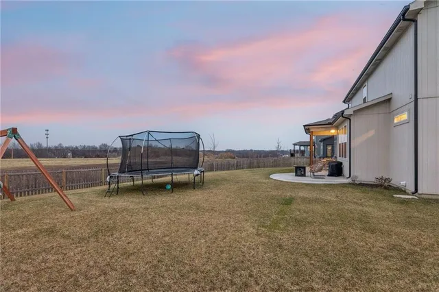 $600,000 | 9004 Northeast 111th Place, Kansas City, MO 64157