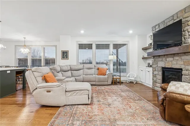 $600,000 | 9004 Northeast 111th Place, Kansas City, MO 64157