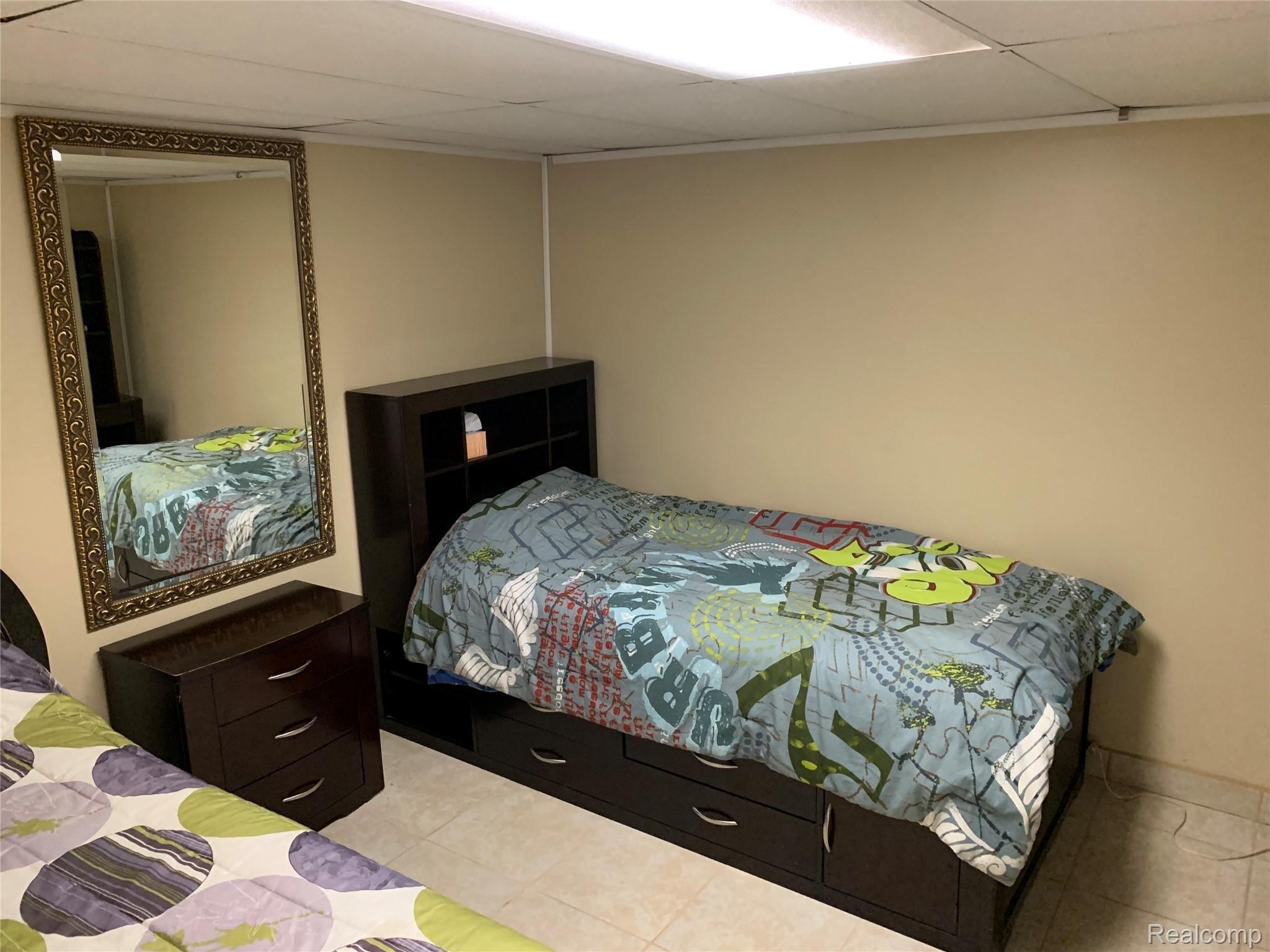 35824 Shell Drive Sterling Heights, MI 48310 - Photo 15 of 23 00997592-D351-41B4-9CE6-85FFDB39293F.jpeg