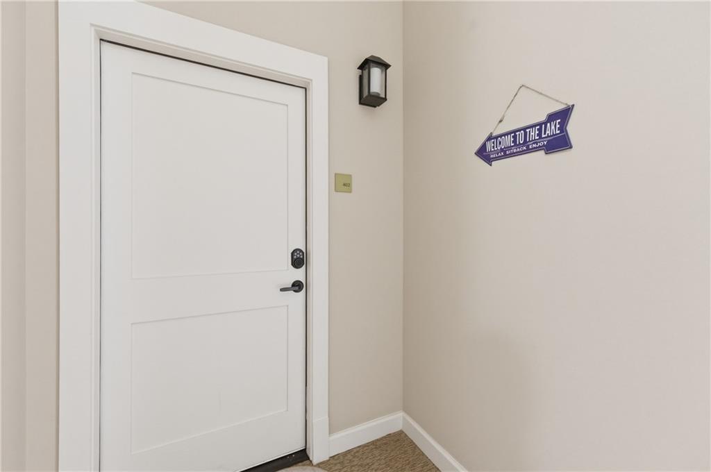 117 South Bay Road, Unit 402 Eatonton, GA 31024 - Photo 41 of 48 a view of a hallway