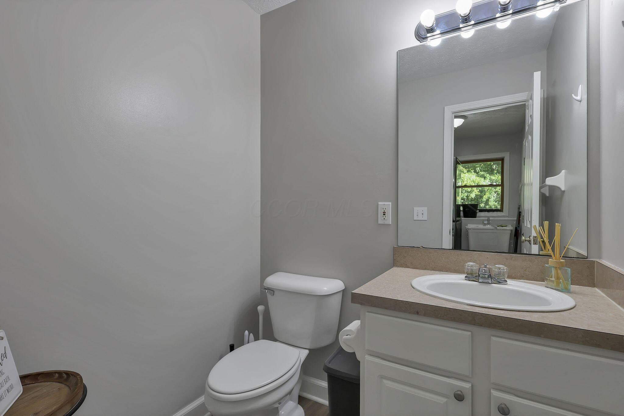 6690 Watkins Road Southwest Pataskala, OH 43062 - Photo 28 of 83 Half Bath