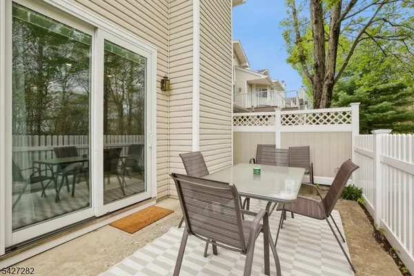$565,000 | 9 Sussex Court, Bedminster, NJ 07921