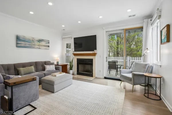 $565,000 | 9 Sussex Court, Bedminster, NJ 07921