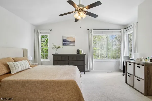 $565,000 | 9 Sussex Court, Bedminster, NJ 07921