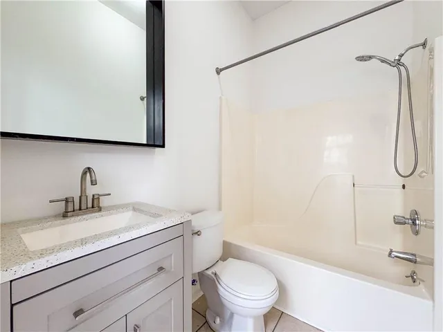 $1,750 | 3317 Laurel Street, New Orleans, LA 70115