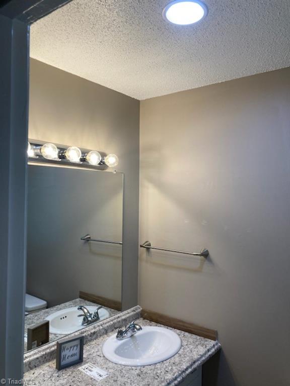 840 Cummins Street High Point, NC 27262 - Photo 10 of 22 Gallery Image 10