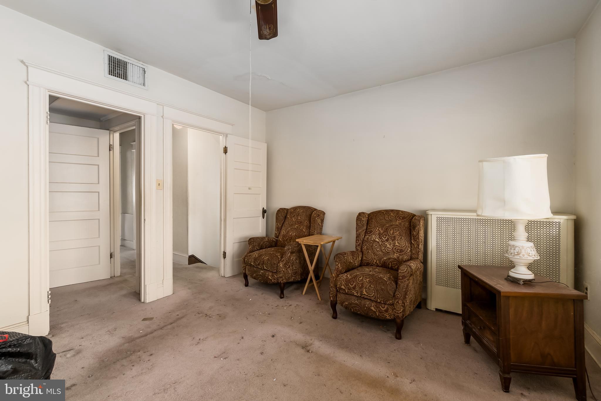 4413 7th Street Northwest Washington, DC 20011 - Photo 11 of 20 a living room with furniture and a window