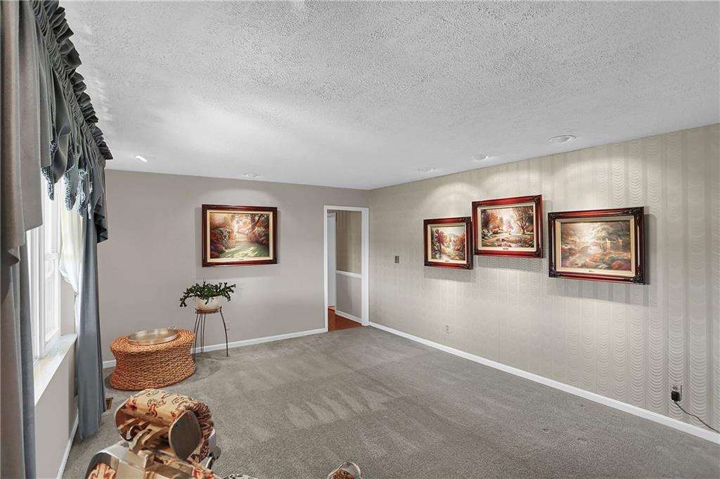 6998 East County Line Road Indianapolis, IN 46237 - Photo 6 of 44 Gallery Image 6
