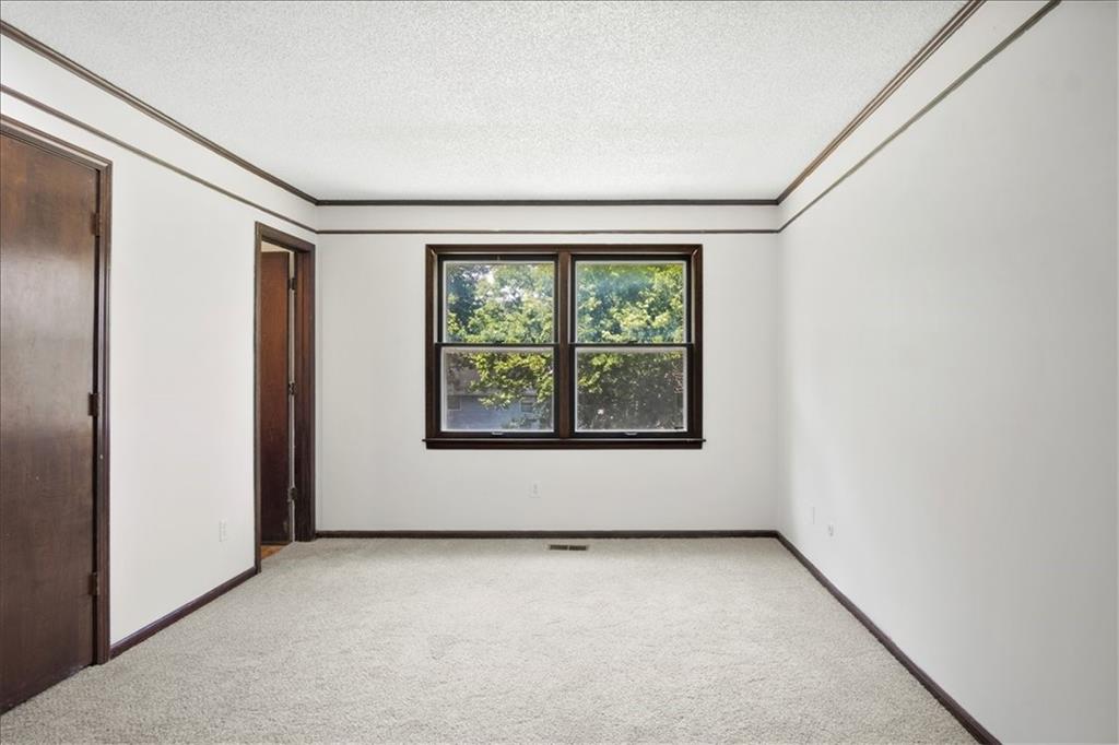 14204 South Raintree Drive Olathe, KS 66062 - Photo 17 of 29