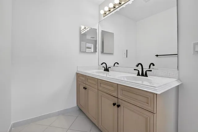 $1,299,000 | 1071 Southwest 171st Terrace, Pembroke Pines, FL 33027