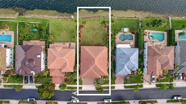 $1,299,000 | 1071 Southwest 171st Terrace, Pembroke Pines, FL 33027