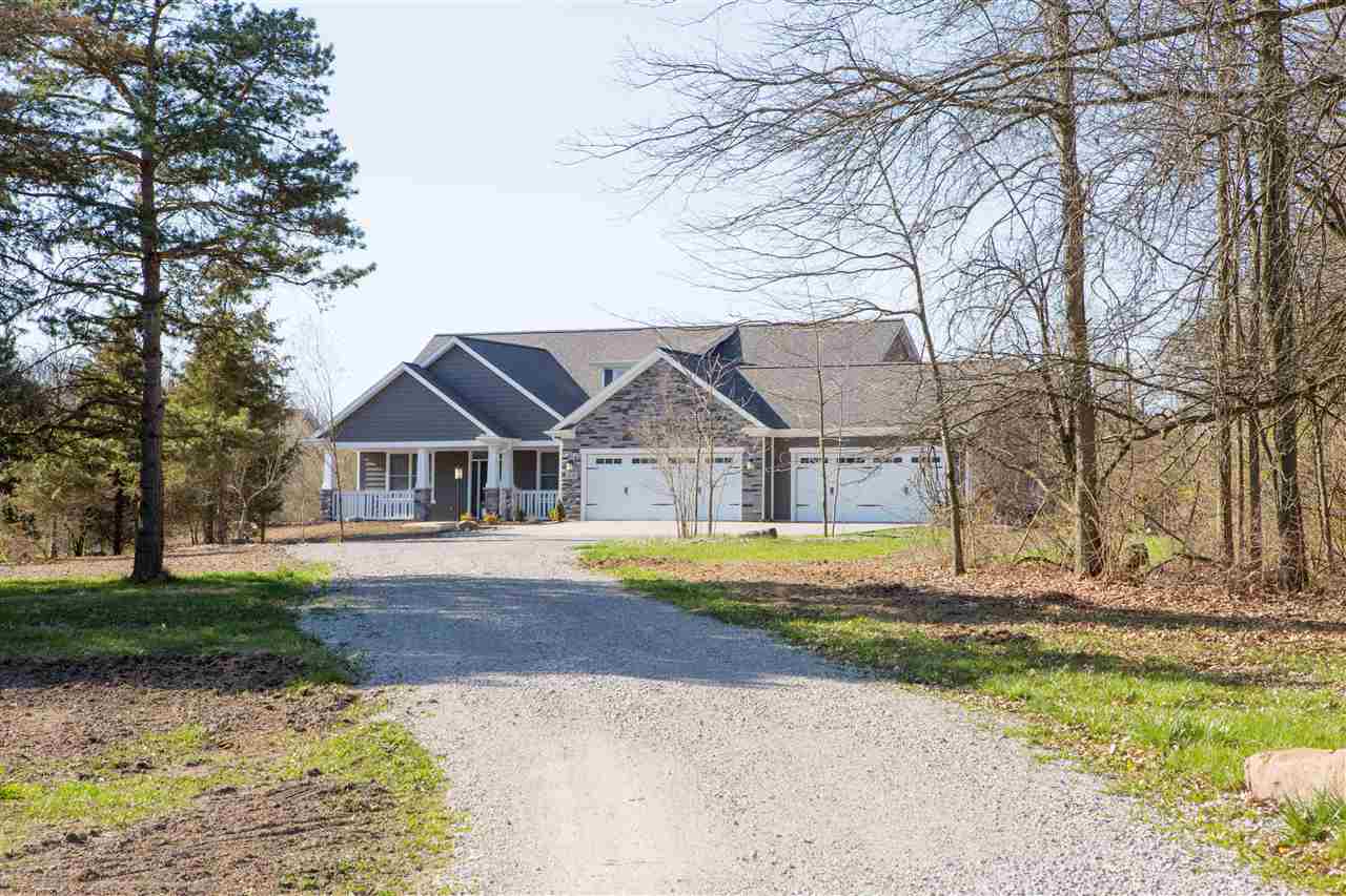 1436 East Cedar Canyons Road Fort Wayne, IN 46845 - Photo 1 of 36 Gallery Image 1
