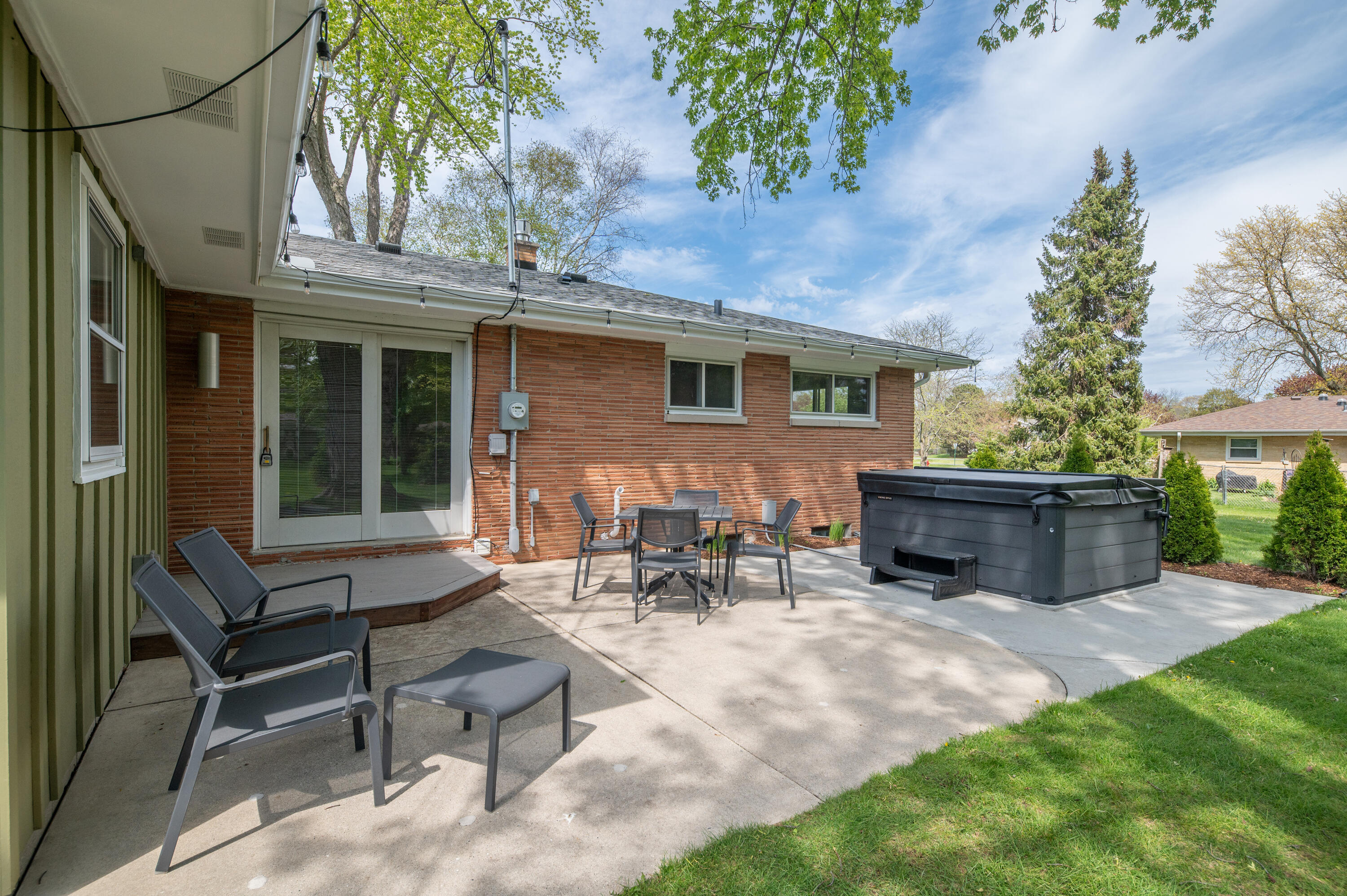 17465 Windemere Road Brookfield, WI 53045 - Photo 24 of 37 Newer concrete patio