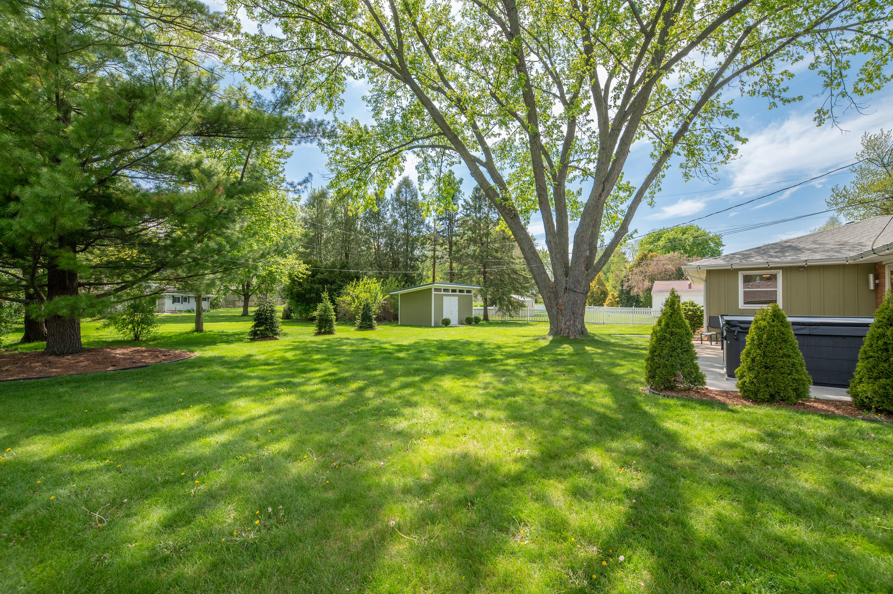 17465 Windemere Road Brookfield, WI 53045 - Photo 26 of 37 View of yard
