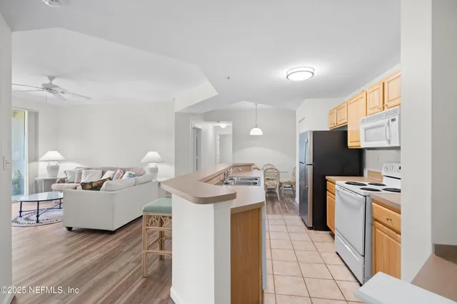 $250,000 | 405 South Villa San Marco Drive, Unit 208, St. Augustine, FL 32086