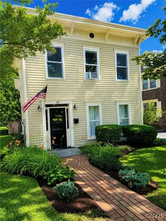 $369,900 | 40 Sullivan Street, Cazenovia, NY 13035
