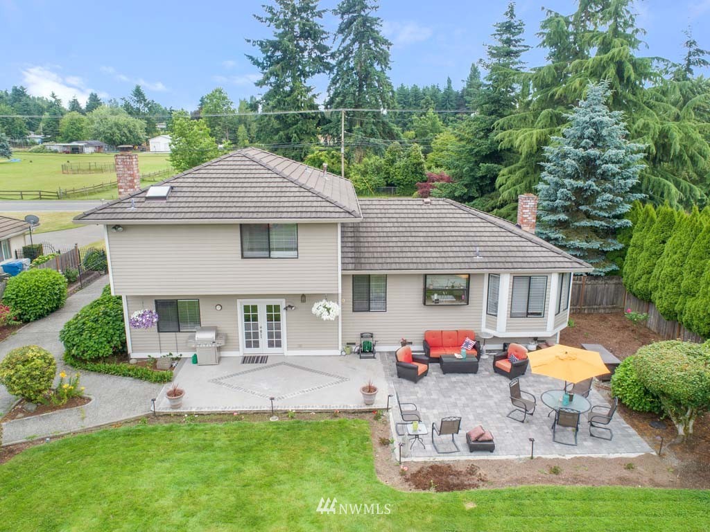 10320 Southeast 192nd Street Renton, WA 98055 - Photo 3 of 25 Gallery Image 3