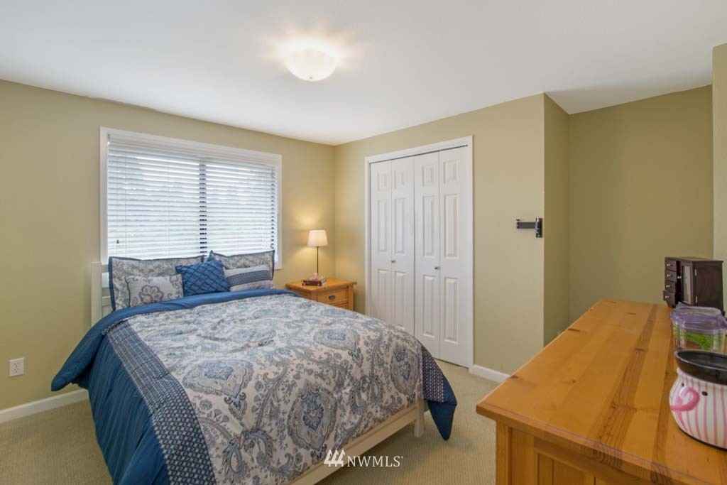 10320 Southeast 192nd Street Renton, WA 98055 - Photo 24 of 25 Gallery Image 24