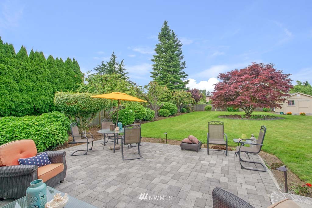10320 Southeast 192nd Street Renton, WA 98055 - Photo 4 of 25 Gallery Image 4