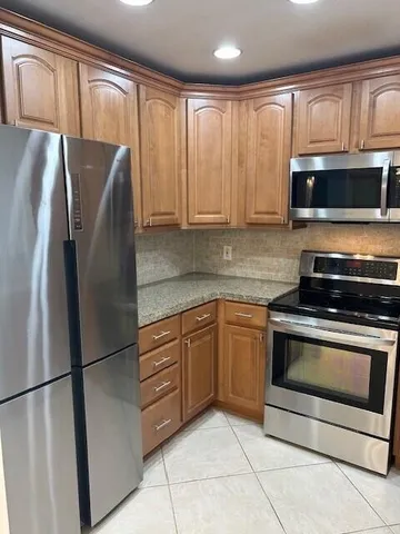 $1,800 | 10330 North Military Trail, Unit 6A, Palm Beach Gardens, FL 33410