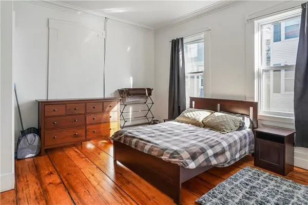 $3,000 | 32 Ann Street, Unit 1, Newport, RI 02840