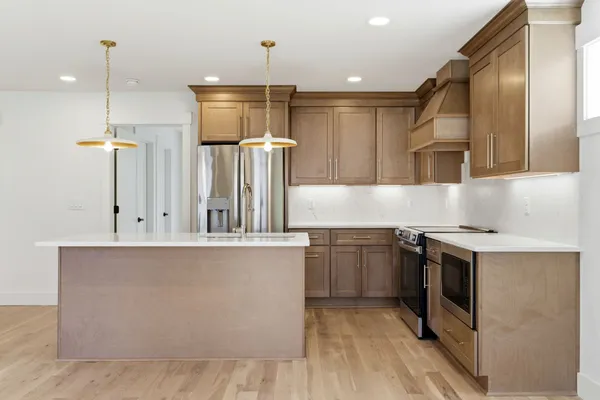 $3,250 | 1020 West Kirkland Avenue, Unit D, Nashville, TN 37216