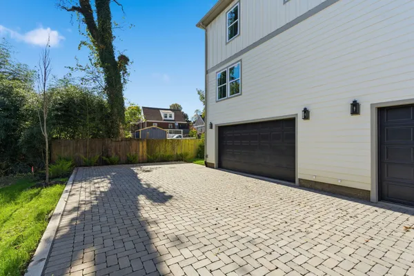 $3,250 | 1020 West Kirkland Avenue, Unit D, Nashville, TN 37216