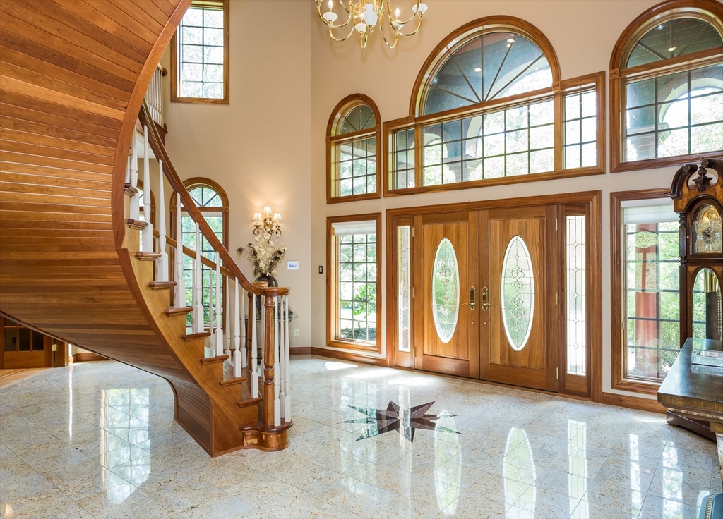 74 Coles Meadow Road Northampton, MA 01060 - Photo 12 of 42 Gallery Image 12
