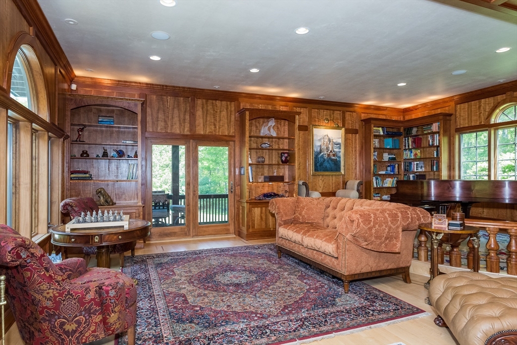 74 Coles Meadow Road Northampton, MA 01060 - Photo 18 of 42 Gallery Image 18