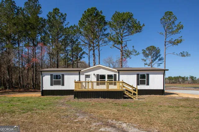 $205,000 | 524 Smith Road, Waycross, GA 31503