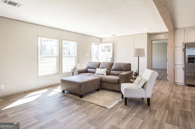 $205,000 | 524 Smith Road, Waycross, GA 31503