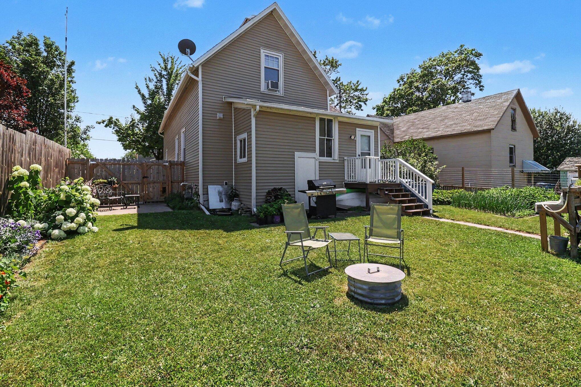 280 7th Street Manistee, MI 49660 - Photo 26 of 32 027_file_9024