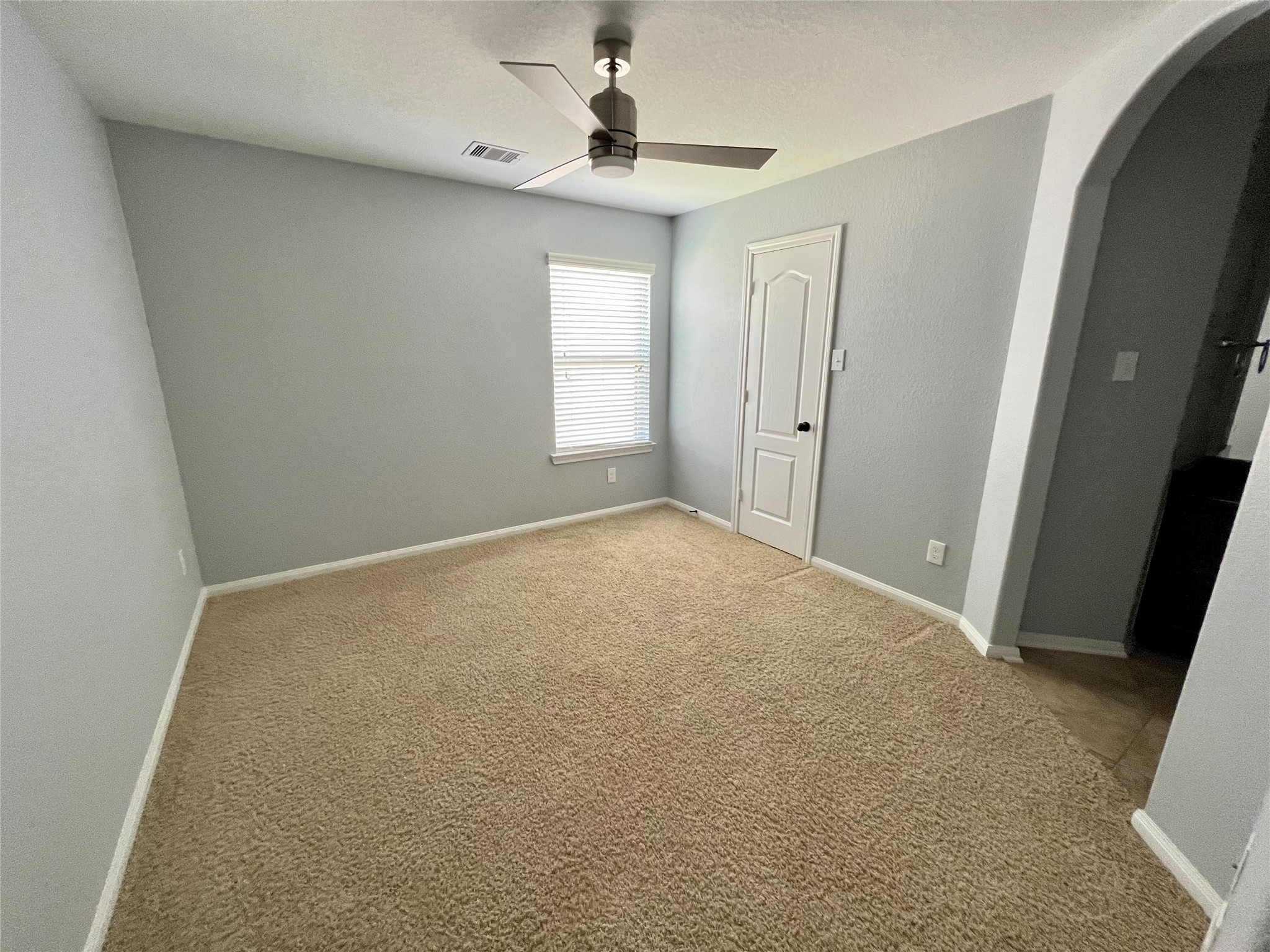 99 Sagamore Ridge Place Spring, TX 77389 - Photo 22 of 27 Bedroom 3 upstairs