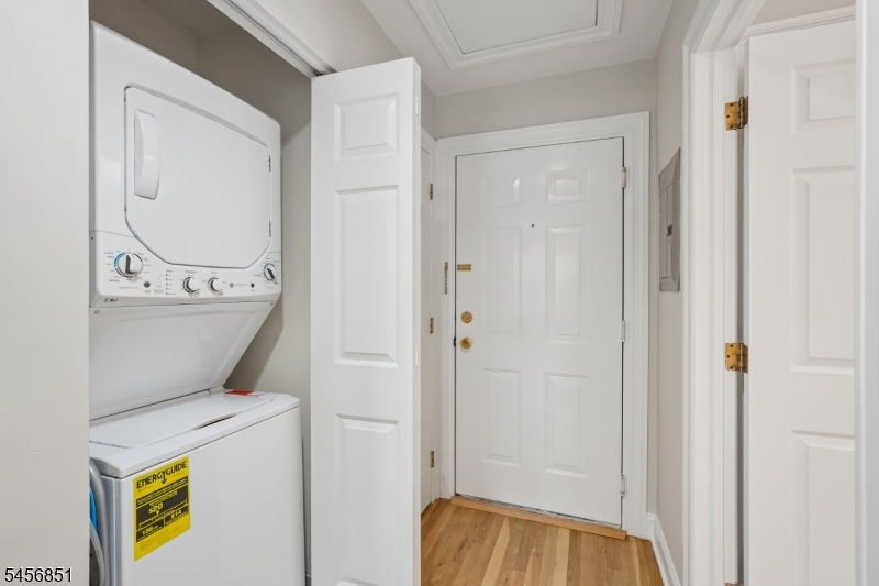 53 Broadway, Unit D Park Ridge, NJ 07656 - Photo 19 of 30 Gallery Image 19