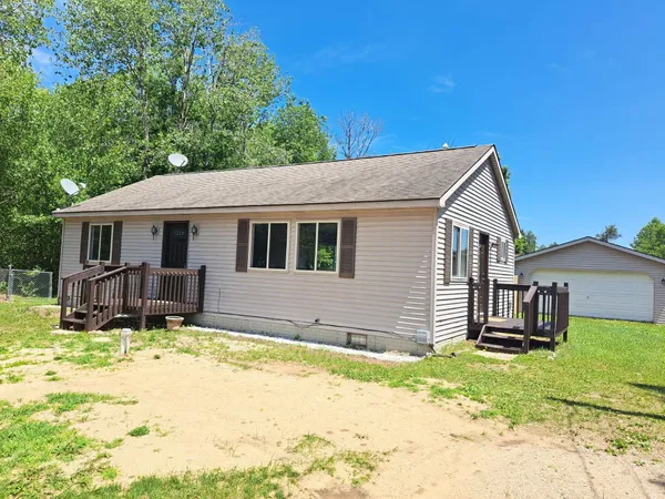 $119,900 | 4178 Clinton Road, Harrison, MI 48625