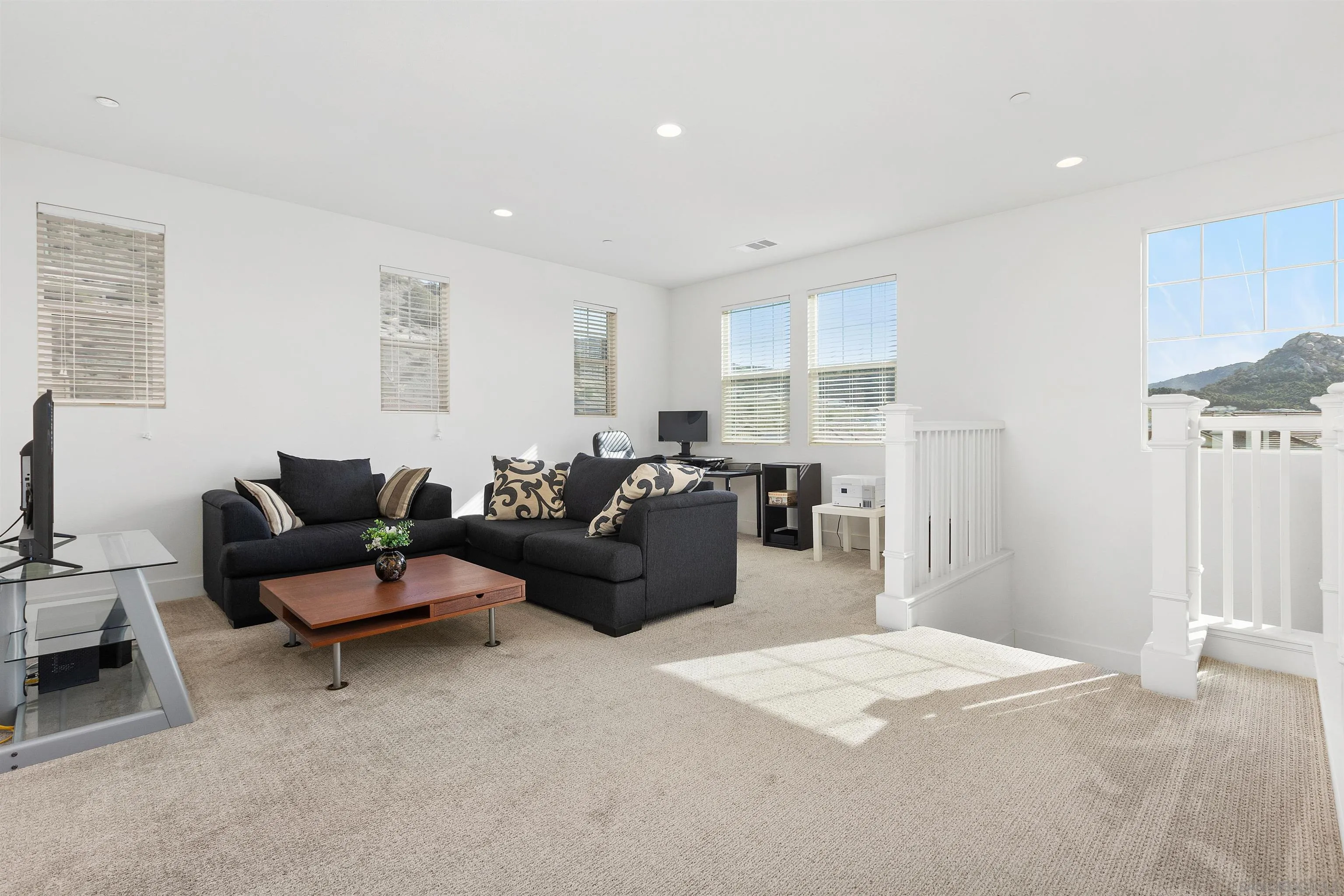 35732 Garrano Lane Fallbrook, CA 92028 - Photo 15 of 44 a living room with furniture and a area