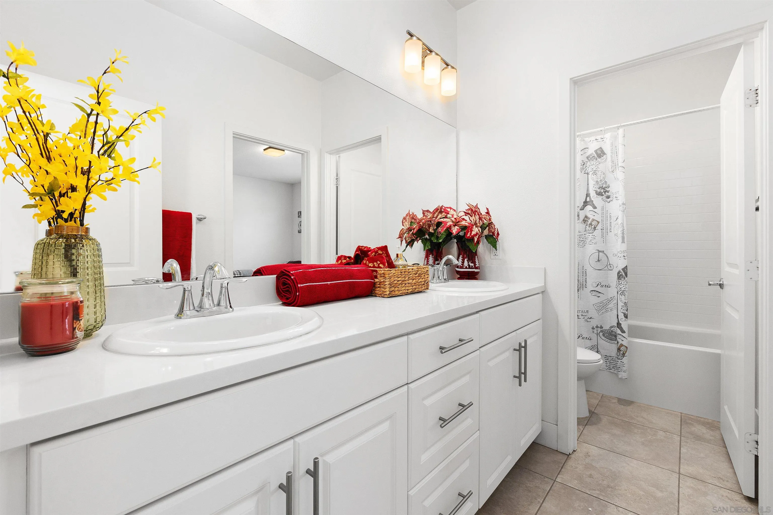 35732 Garrano Lane Fallbrook, CA 92028 - Photo 27 of 44 a bathroom with a sink a vanity and a mirror