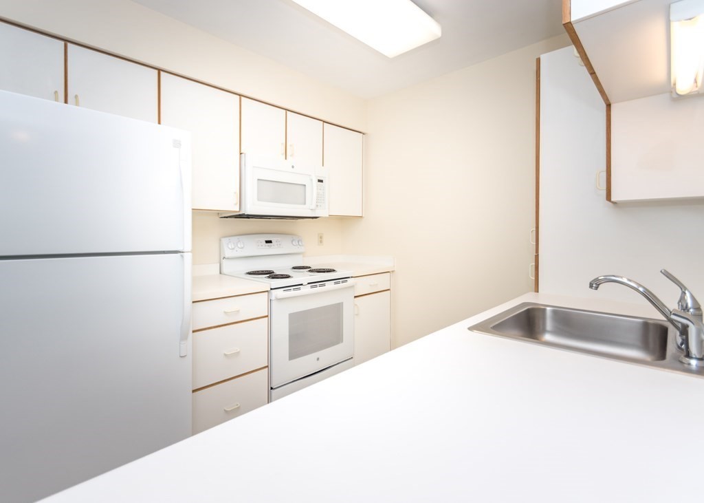 100 Rosemary Way, Unit 324 Needham, MA 02494 - Photo 4 of 22