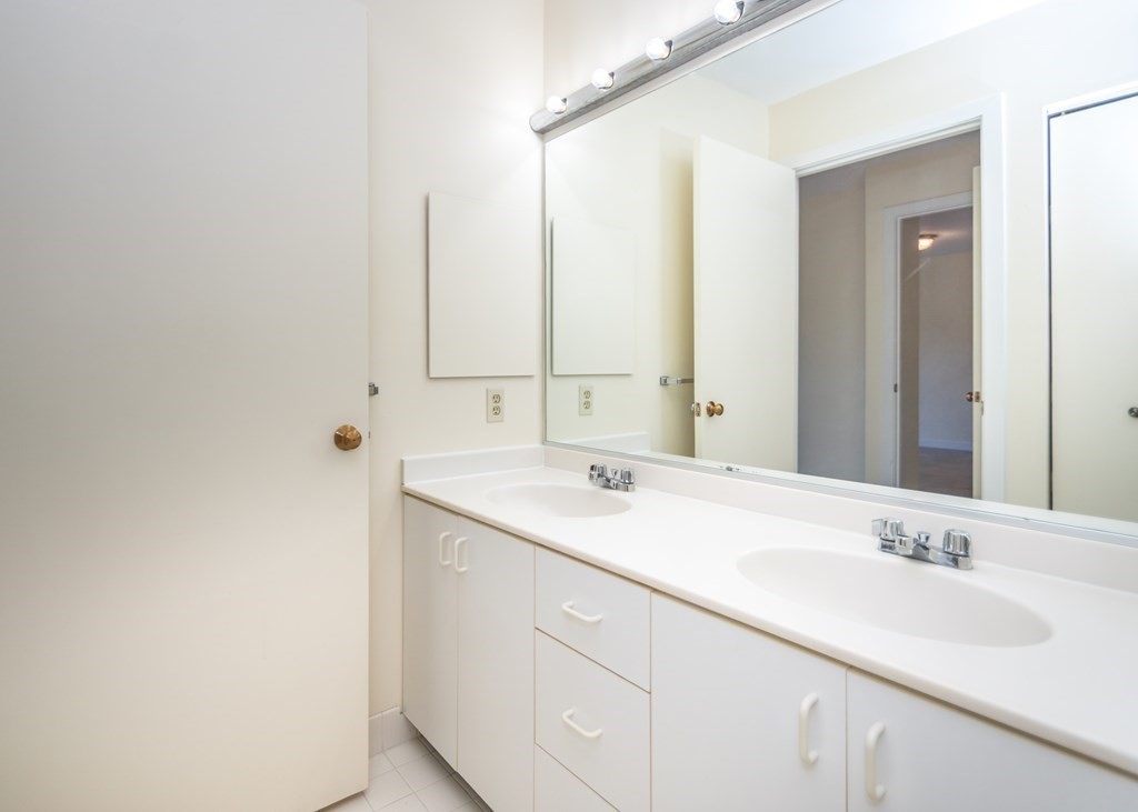 100 Rosemary Way, Unit 324 Needham, MA 02494 - Photo 9 of 22