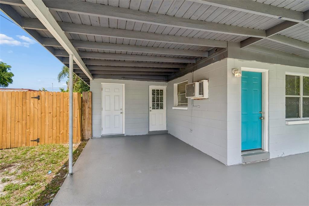 11136 104th Street Largo, FL 33773 - Photo 4 of 24