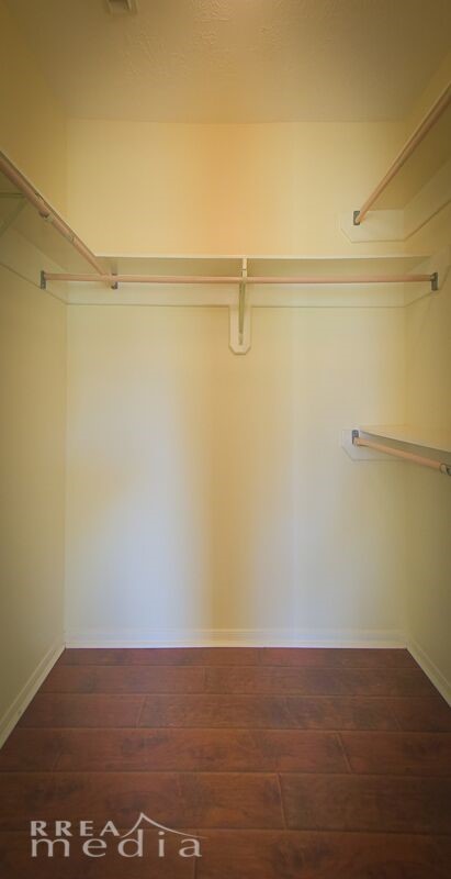 19723 Glenfinch Lane Spring, TX 77379 - Photo 15 of 39 Primary Walk In closet